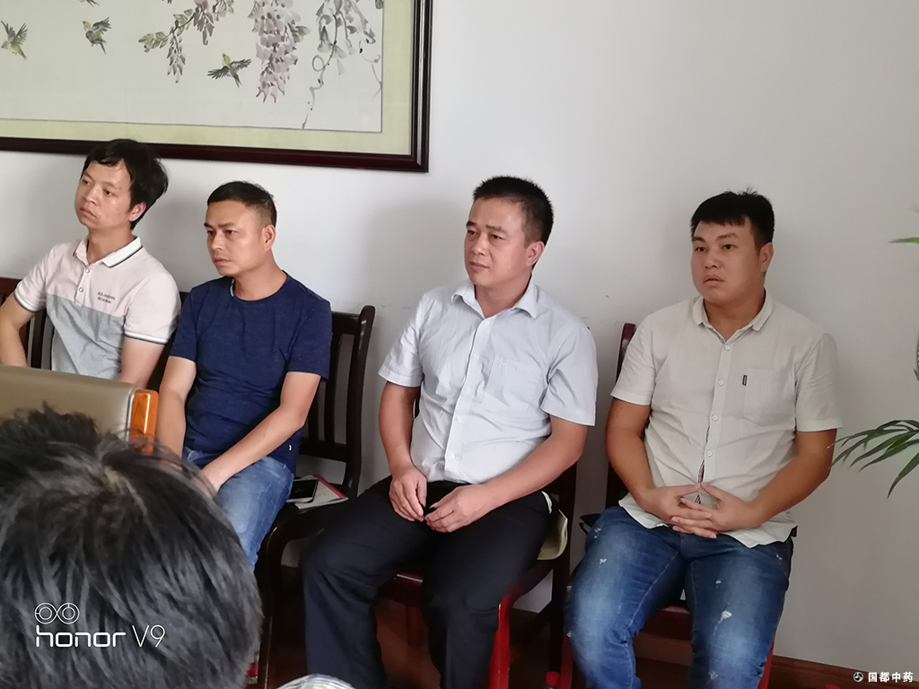 召开2019年上半年销售工作总结会