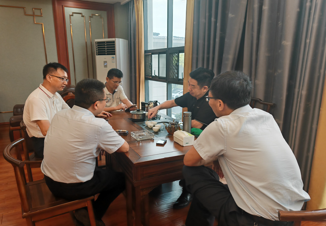 赣州市安远县林业局学习考察组 莅临江西国都中药饮片有限公司考察调研